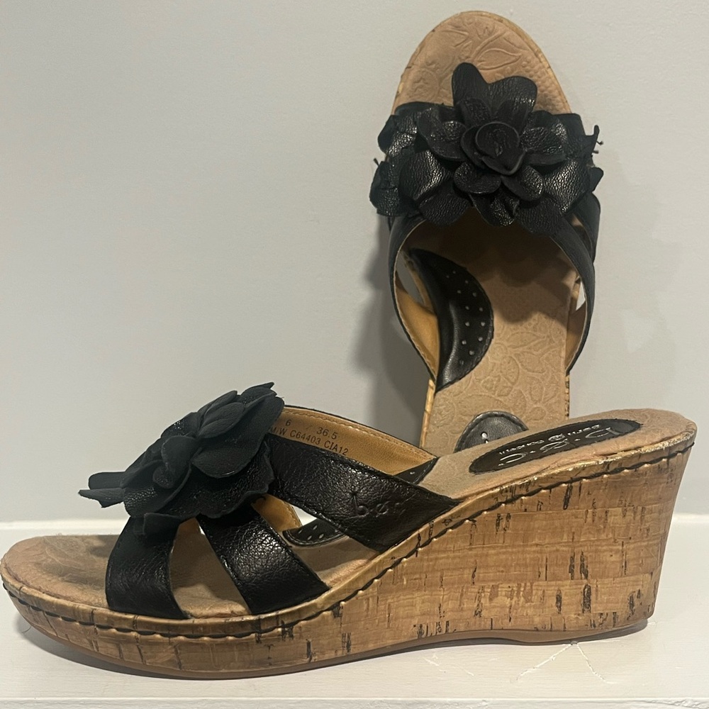 b.o.c. Born Concepts Women's Manona Slip-On Wedge Sandals - Size 6 - Picture 5 of 10